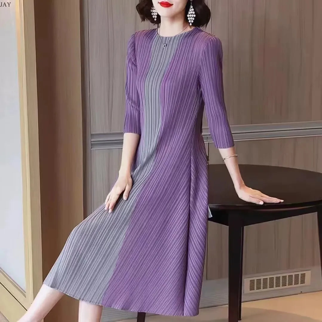 Purple two-tone pleated midi dress